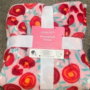 Holiday Home Pink Floral Microplush Throw
